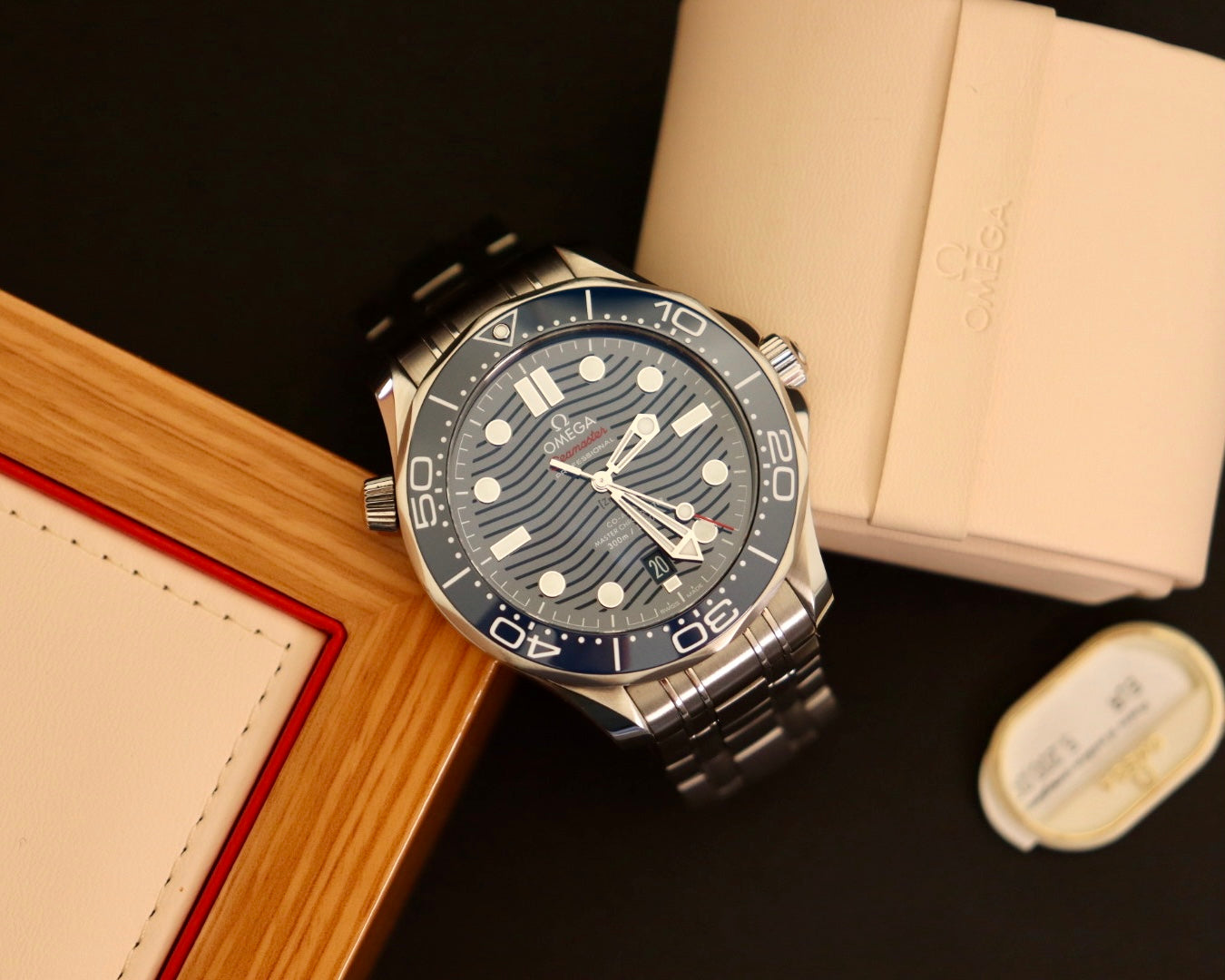Seamaster Diver 300m 42mm | Blue, Co-Axial METAS Automatic, Ceramic