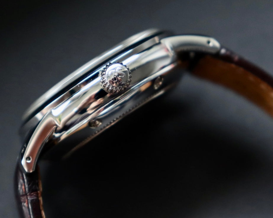 Grand Seiko Elegance GMT SBGM221 2021, Automatic, Mint Condition