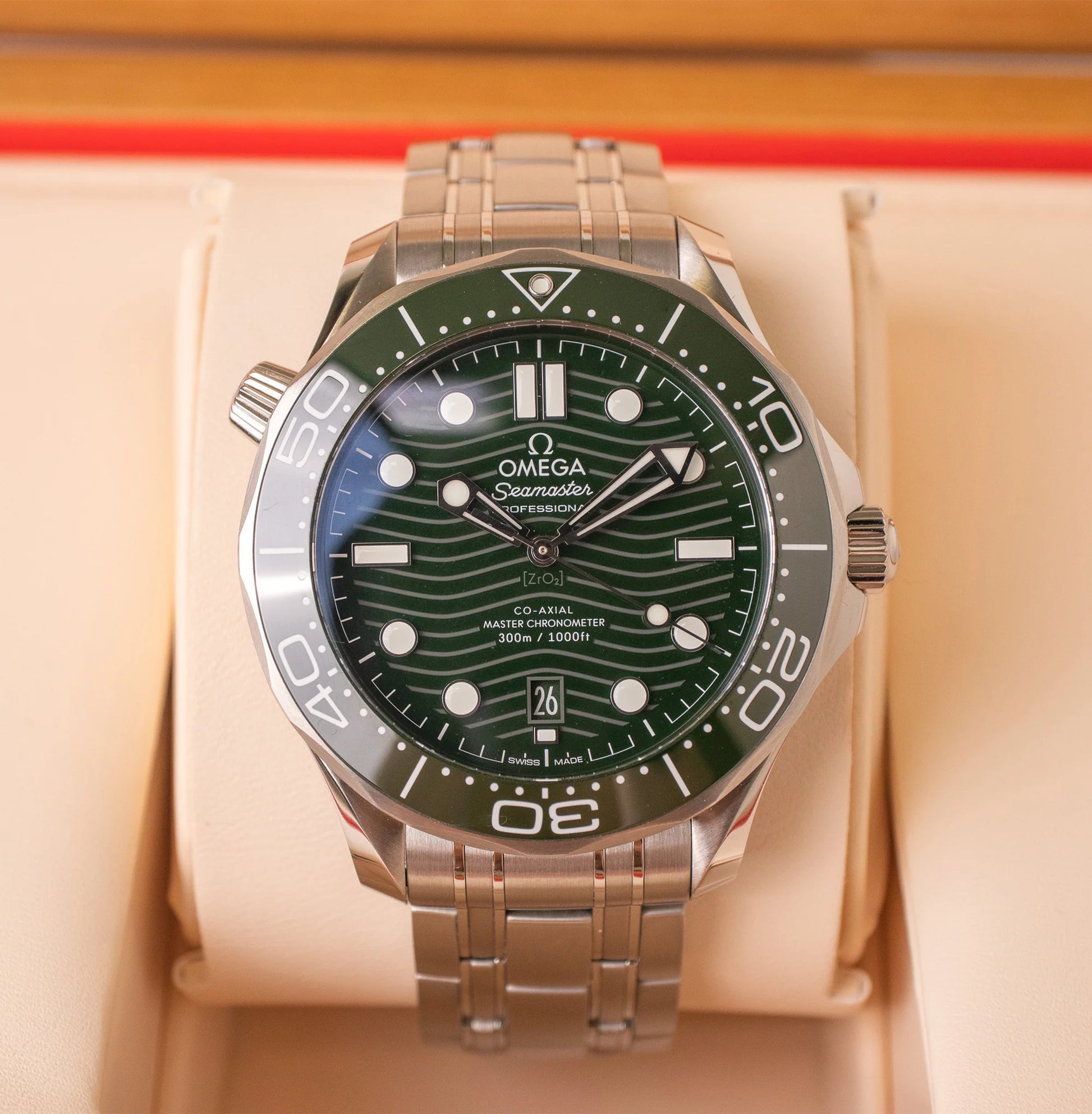 Seamaster Diver 300m Green 42mm Full Set, Co-Axial Automatic